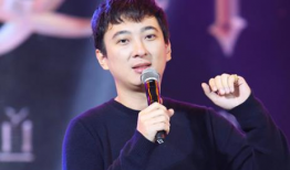 娱乐圈吃瓜系统一更到底,一网打尽明星秘闻，揭秘幕后真相！
